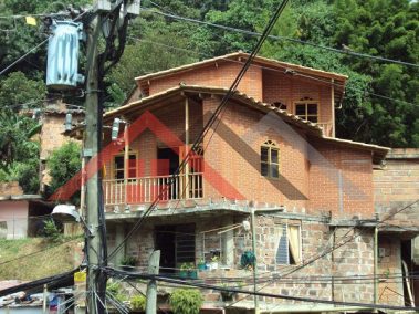 casa prefabricada construida en terraza
