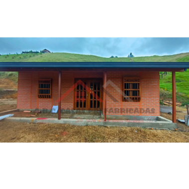 Casa prefabricada campestre de 99mt en un nivel